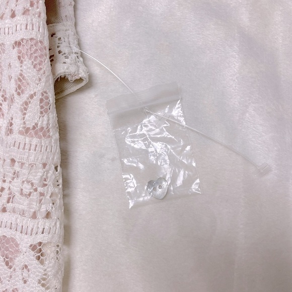 Kimchi Blue Lace Bodycon NWOT - Picture 12 of 13